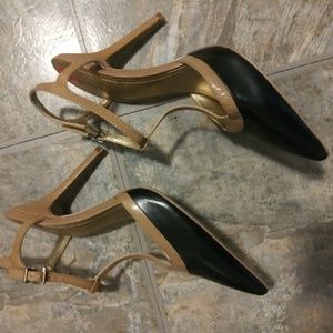 Size 10B  BCBGeneration heels EUC